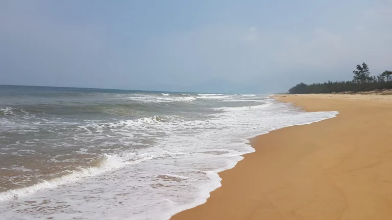 Backpacking Vietnam 3 Wochen Leerer Strand
