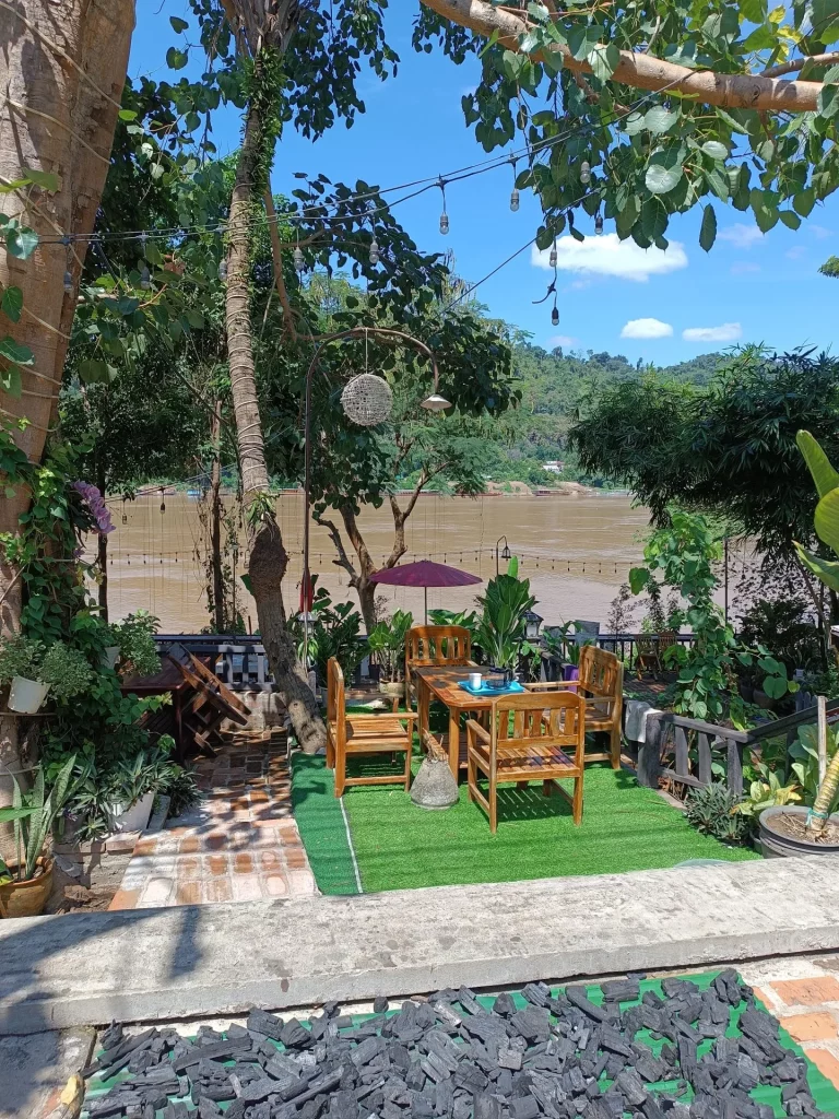 Laos Backpacking Tour - Luang Prabang Old Town