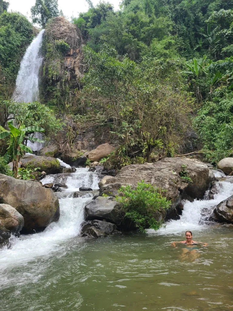 Laos Backpacking Tour - Waterfall Luang Prabang Loop