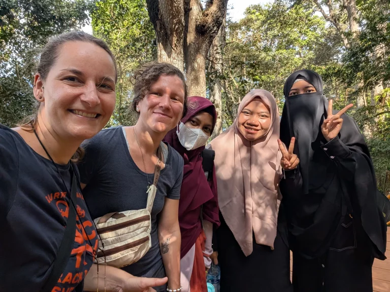 Pulau Weh Erfahrungen - Fotos machen mit den Locals